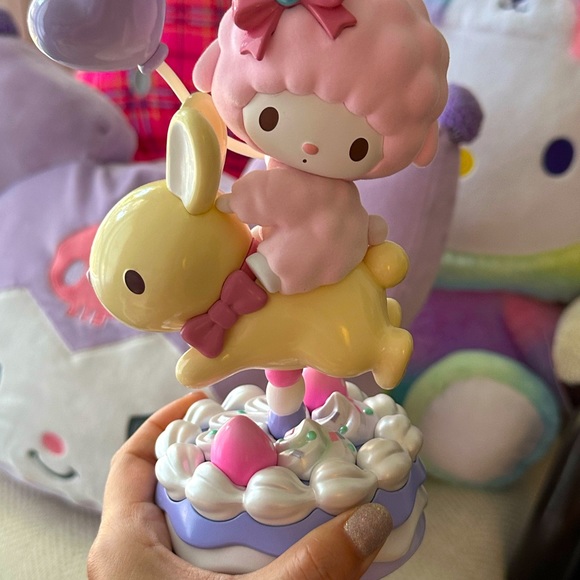 Piano figurine 8” Easter bunny - Picture 4 of 11